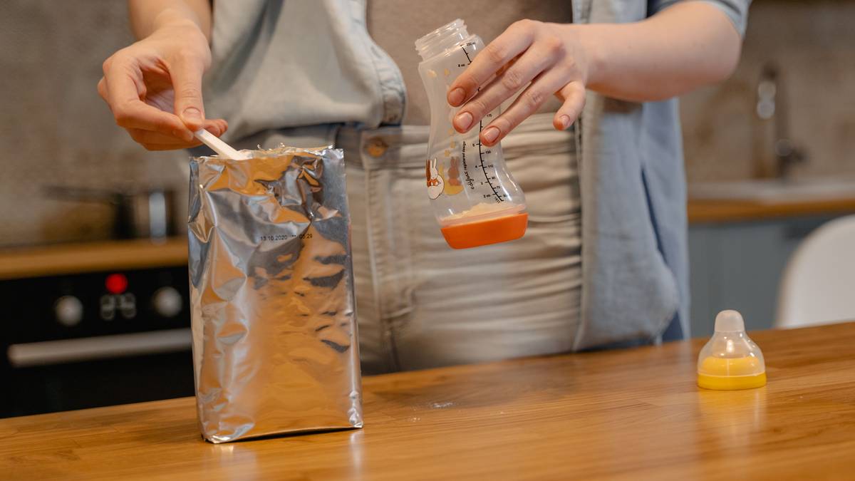 Toksyna w mleku dla niemowląt! GIS: Wycofano produkt Nestlé