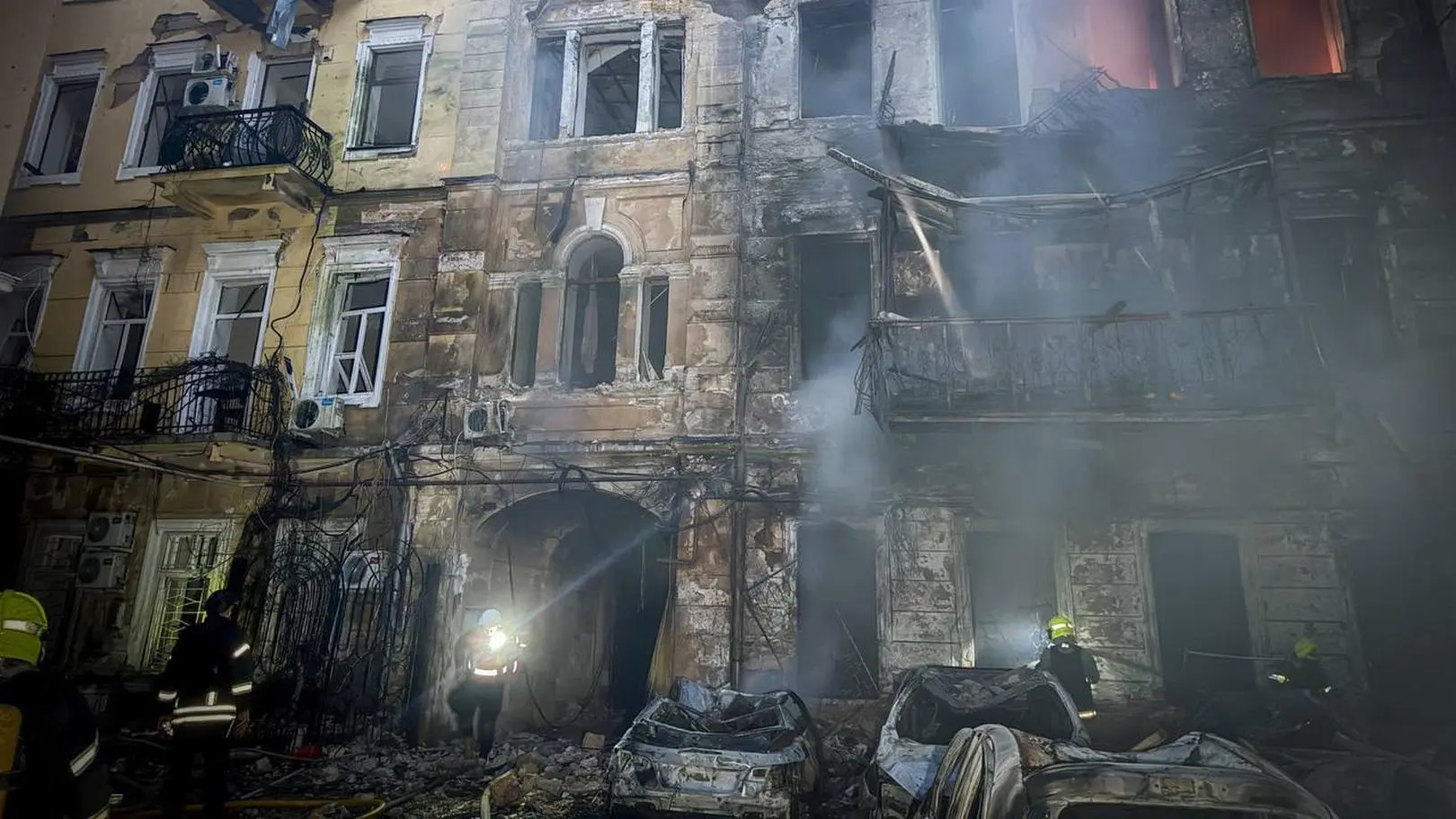 Potężny rosyjski atak na Ukrainę: zniszczenia i ofiary