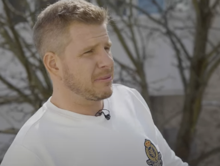 Filip Chajzer swirunje z nastolatka, matka jego dziecka przerywa milczenie