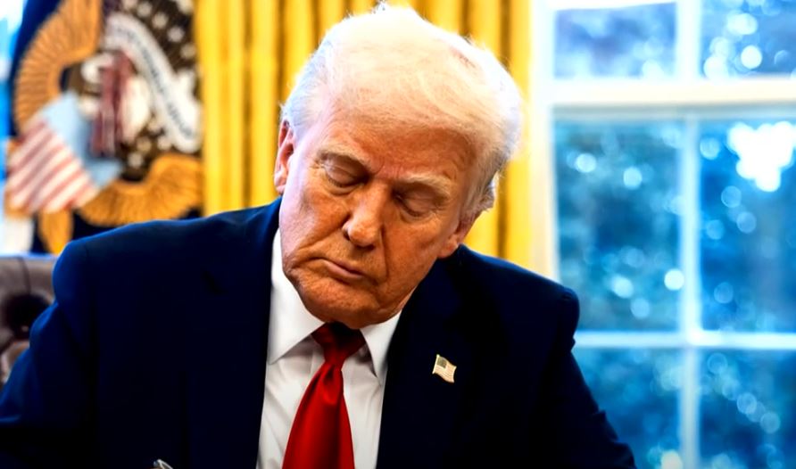 Trump naprawdę uwierzył Putinowi i grozi palcem Zełenskiemu. Szokujące słowa. „Znam go od dawna”